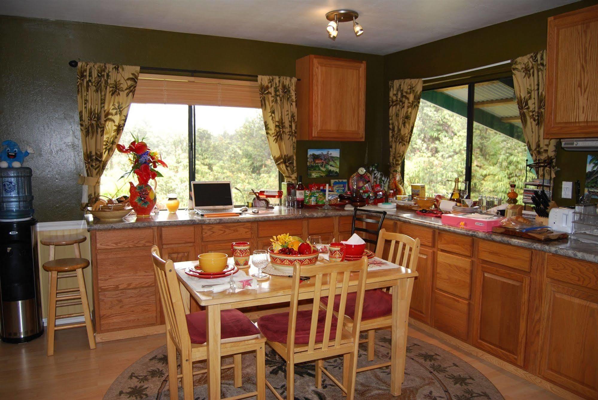 The Artist Cottage In Ohia Estates Volcano Exterior foto